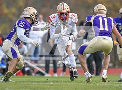 Thumbnail 2 in Sayville vs. Half Hollow Hills West (D3 Semifinal) photogallery.