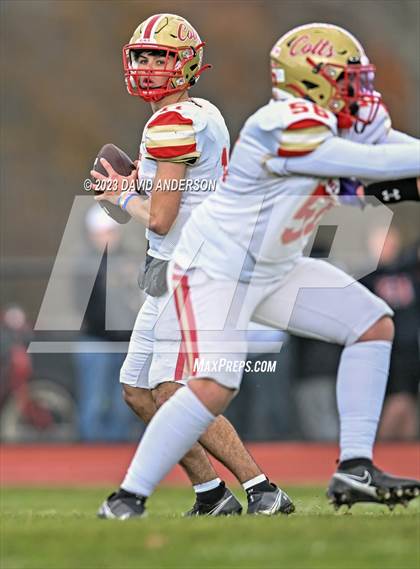 Thumbnail 1 in Sayville vs. Half Hollow Hills West (D3 Semifinal) photogallery.