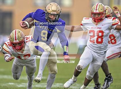 Thumbnail 2 in Sayville vs. Half Hollow Hills West (D3 Semifinal) photogallery.