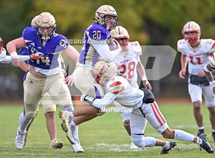 Thumbnail 2 in Sayville vs. Half Hollow Hills West (D3 Semifinal) photogallery.