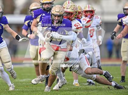 Thumbnail 1 in Sayville vs. Half Hollow Hills West (D3 Semifinal) photogallery.