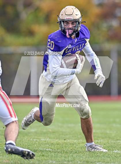 Thumbnail 2 in Sayville vs. Half Hollow Hills West (D3 Semifinal) photogallery.