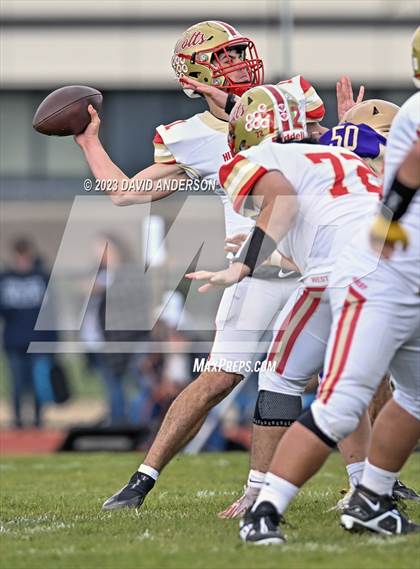 Thumbnail 1 in Sayville vs. Half Hollow Hills West (D3 Semifinal) photogallery.