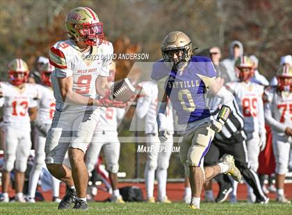 Thumbnail 2 in Sayville vs. Half Hollow Hills West (D3 Semifinal) photogallery.
