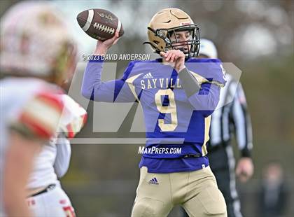 Thumbnail 2 in Sayville vs. Half Hollow Hills West (D3 Semifinal) photogallery.