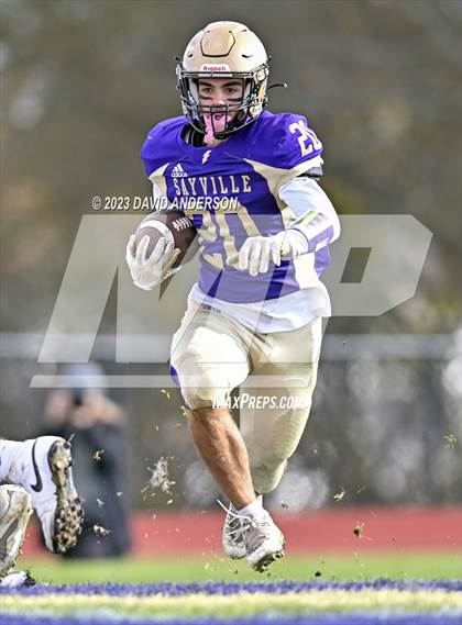 Thumbnail 1 in Sayville vs. Half Hollow Hills West (D3 Semifinal) photogallery.