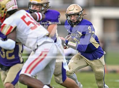 Thumbnail 3 in Sayville vs. Half Hollow Hills West (D3 Semifinal) photogallery.