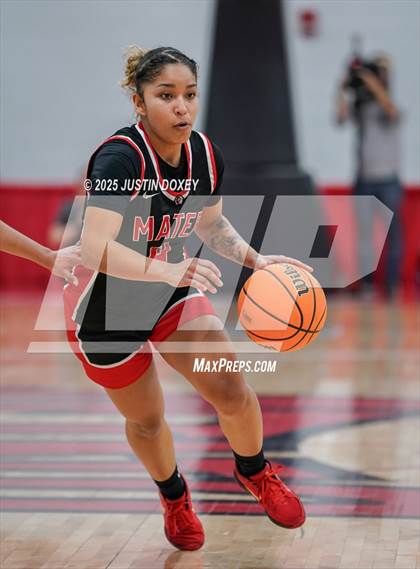 Thumbnail 2 in Mater Academy East Las Vegas vs. Virgin Valley (NIAA Class 3A State Championship) photogallery.