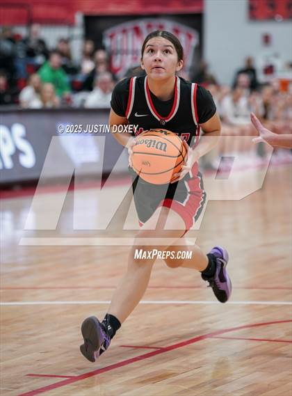 Thumbnail 2 in Mater Academy East Las Vegas vs. Virgin Valley (NIAA Class 3A State Championship) photogallery.