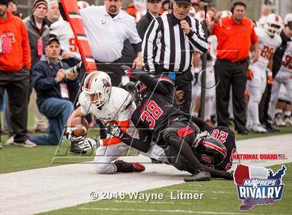 Thumbnail 2 in Washington @ McKinley (2015 MaxPreps Rivalry Series) photogallery.