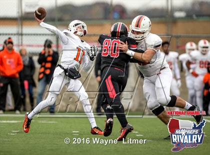 Thumbnail 2 in Washington @ McKinley (2015 MaxPreps Rivalry Series) photogallery.