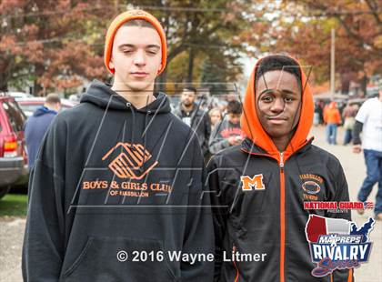 Thumbnail 2 in Washington @ McKinley (2015 MaxPreps Rivalry Series) photogallery.