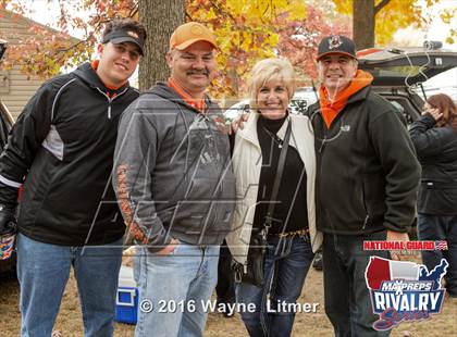 Thumbnail 2 in Washington @ McKinley (2015 MaxPreps Rivalry Series) photogallery.