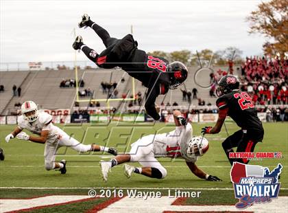 Thumbnail 3 in Washington @ McKinley (2015 MaxPreps Rivalry Series) photogallery.
