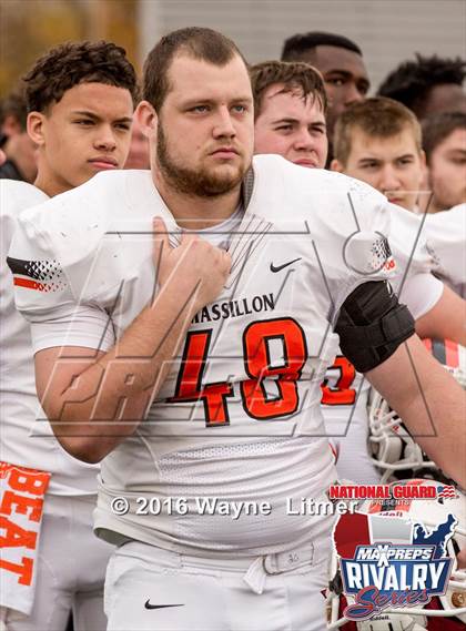 Thumbnail 3 in Washington @ McKinley (2015 MaxPreps Rivalry Series) photogallery.