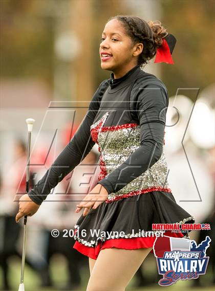 Thumbnail 1 in Washington @ McKinley (2015 MaxPreps Rivalry Series) photogallery.