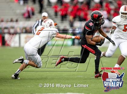 Thumbnail 3 in Washington @ McKinley (2015 MaxPreps Rivalry Series) photogallery.