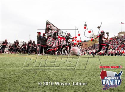 Thumbnail 1 in Washington @ McKinley (2015 MaxPreps Rivalry Series) photogallery.