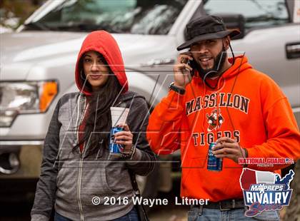 Thumbnail 2 in Washington @ McKinley (2015 MaxPreps Rivalry Series) photogallery.