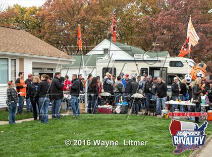 Thumbnail 1 in Washington @ McKinley (2015 MaxPreps Rivalry Series) photogallery.