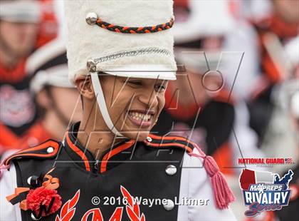Thumbnail 1 in Washington @ McKinley (2015 MaxPreps Rivalry Series) photogallery.