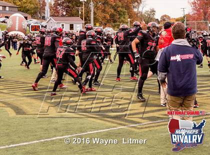 Thumbnail 1 in Washington @ McKinley (2015 MaxPreps Rivalry Series) photogallery.