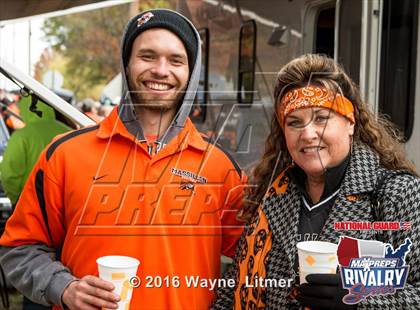 Thumbnail 2 in Washington @ McKinley (2015 MaxPreps Rivalry Series) photogallery.