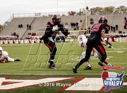 Thumbnail 3 in Washington @ McKinley (2015 MaxPreps Rivalry Series) photogallery.