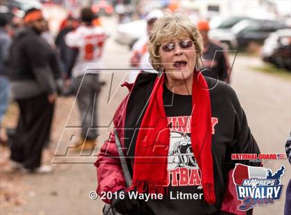 Thumbnail 1 in Washington @ McKinley (2015 MaxPreps Rivalry Series) photogallery.