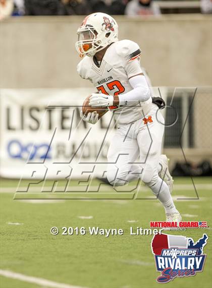 Thumbnail 2 in Washington @ McKinley (2015 MaxPreps Rivalry Series) photogallery.