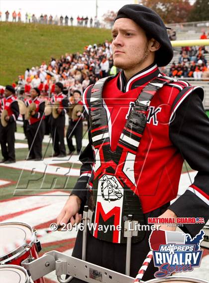 Thumbnail 2 in Washington @ McKinley (2015 MaxPreps Rivalry Series) photogallery.