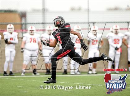Thumbnail 3 in Washington @ McKinley (2015 MaxPreps Rivalry Series) photogallery.