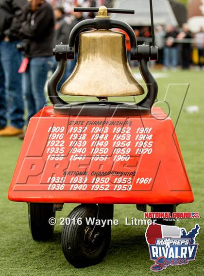 Thumbnail 2 in Washington @ McKinley (2015 MaxPreps Rivalry Series) photogallery.