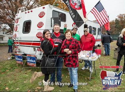 Thumbnail 2 in Washington @ McKinley (2015 MaxPreps Rivalry Series) photogallery.