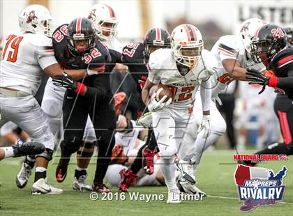 Thumbnail 3 in Washington @ McKinley (2015 MaxPreps Rivalry Series) photogallery.