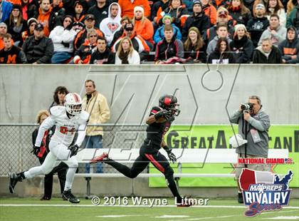 Thumbnail 2 in Washington @ McKinley (2015 MaxPreps Rivalry Series) photogallery.