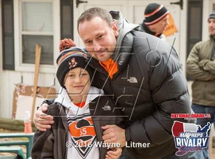 Thumbnail 3 in Washington @ McKinley (2015 MaxPreps Rivalry Series) photogallery.