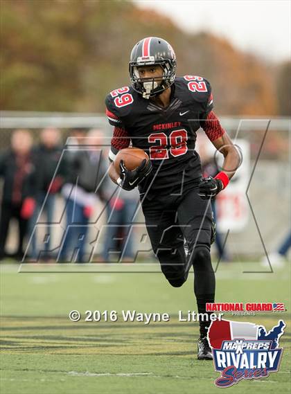 Thumbnail 1 in Washington @ McKinley (2015 MaxPreps Rivalry Series) photogallery.