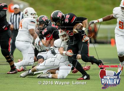 Thumbnail 2 in Washington @ McKinley (2015 MaxPreps Rivalry Series) photogallery.