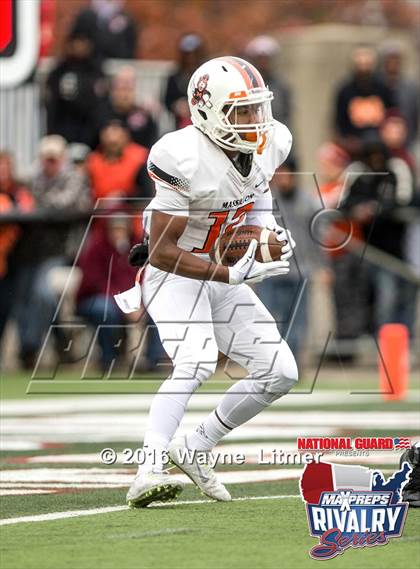 Thumbnail 1 in Washington @ McKinley (2015 MaxPreps Rivalry Series) photogallery.