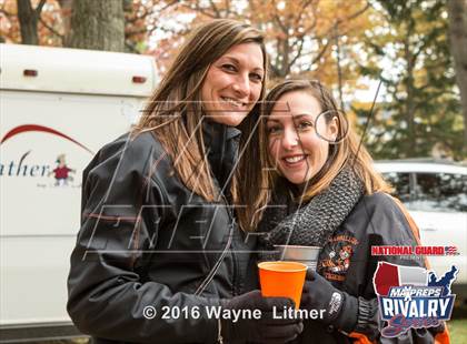 Thumbnail 1 in Washington @ McKinley (2015 MaxPreps Rivalry Series) photogallery.