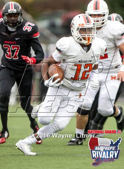 Thumbnail 1 in Washington @ McKinley (2015 MaxPreps Rivalry Series) photogallery.