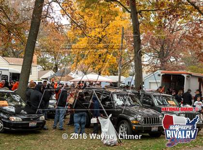 Thumbnail 3 in Washington @ McKinley (2015 MaxPreps Rivalry Series) photogallery.
