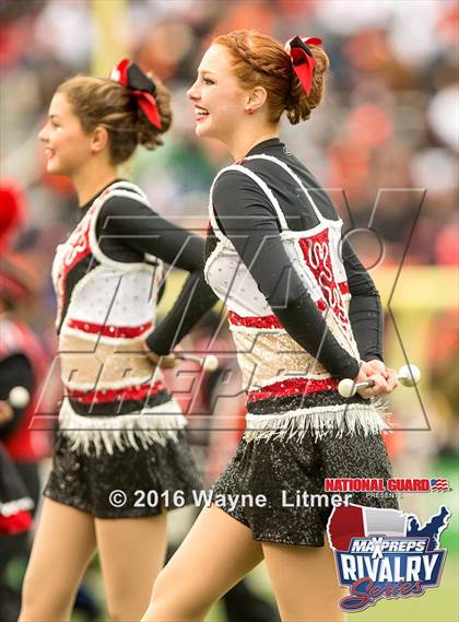 Thumbnail 2 in Washington @ McKinley (2015 MaxPreps Rivalry Series) photogallery.