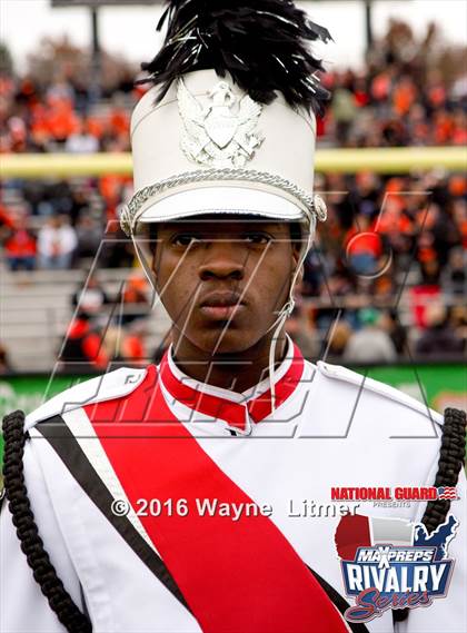 Thumbnail 1 in Washington @ McKinley (2015 MaxPreps Rivalry Series) photogallery.