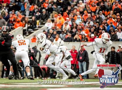 Thumbnail 2 in Washington @ McKinley (2015 MaxPreps Rivalry Series) photogallery.