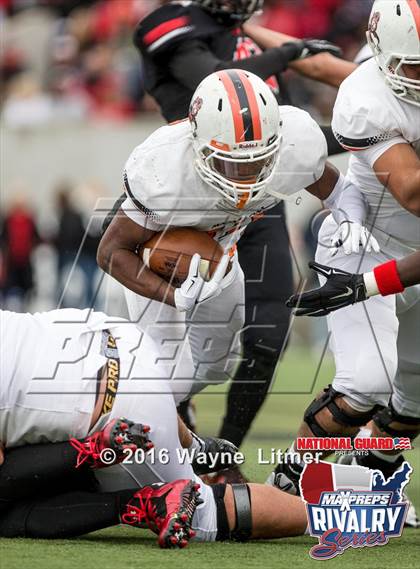 Thumbnail 1 in Washington @ McKinley (2015 MaxPreps Rivalry Series) photogallery.