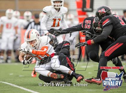 Thumbnail 2 in Washington @ McKinley (2015 MaxPreps Rivalry Series) photogallery.