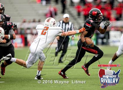 Thumbnail 2 in Washington @ McKinley (2015 MaxPreps Rivalry Series) photogallery.
