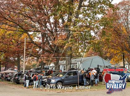 Thumbnail 3 in Washington @ McKinley (2015 MaxPreps Rivalry Series) photogallery.
